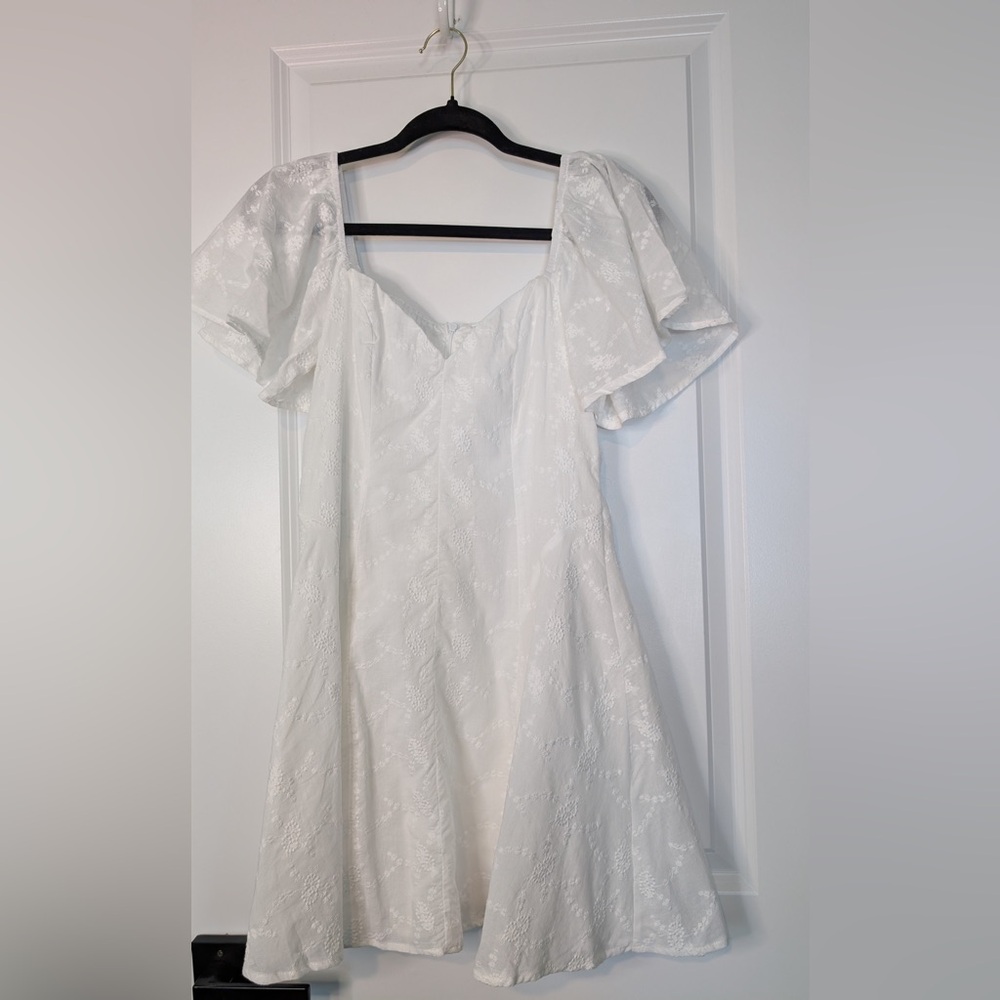 Billy J Women’s Leighton Dress White NWT Size 8AU/4US